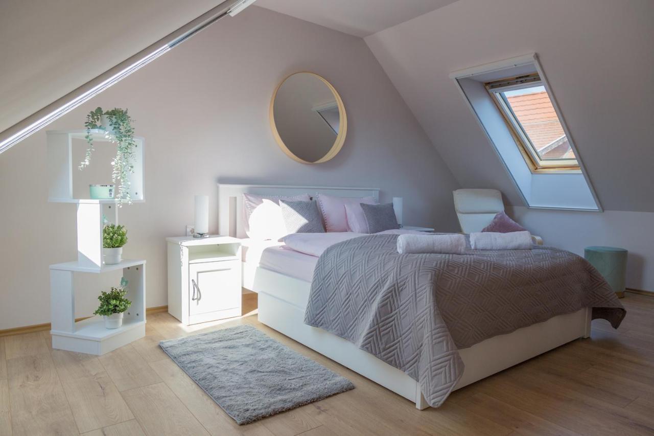 Piros Vendeghaz Villa Tihany Ngoại thất bức ảnh